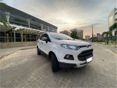 Ford Ecosport 1.6 2015 bem conservado 