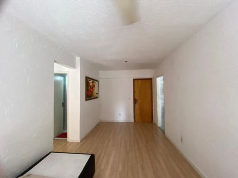 Apartamento com 2 dormitórios à venda, 63 m² por R$ 360.000 - Vila Valqueire - Rio de Jane