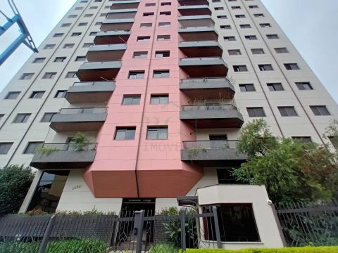Apartamentos Padrão em Poços de Caldas