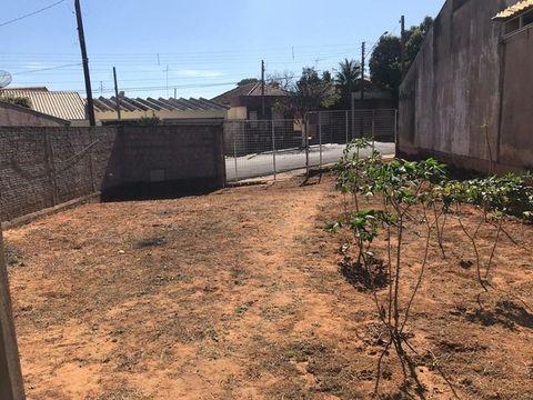 Terreno amplo com boa localização 