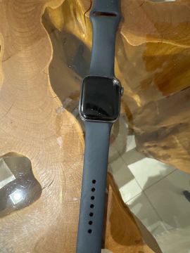 Apple Watch Series 4 - 40mm - Preto