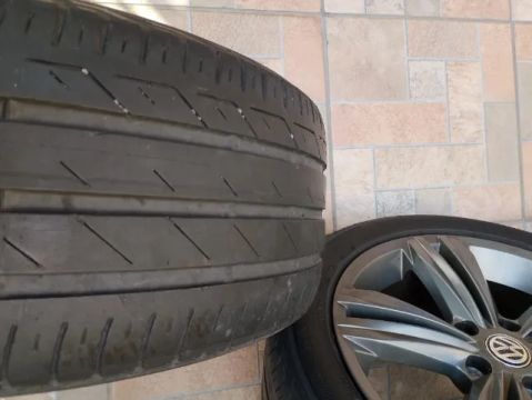 Jogo de rodas aro 17 do jetta