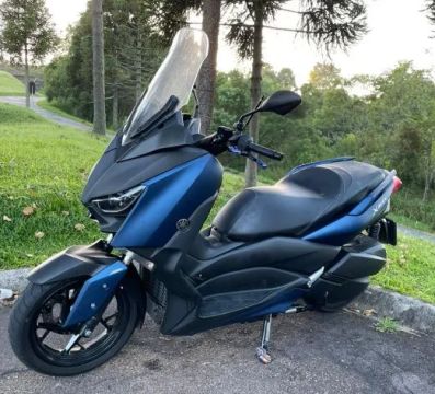 X-Max 250 2021