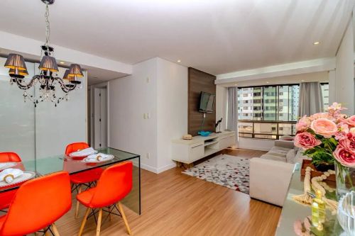 Apartamento à venda no Ed. Império do Sol em Balneário Camboriú