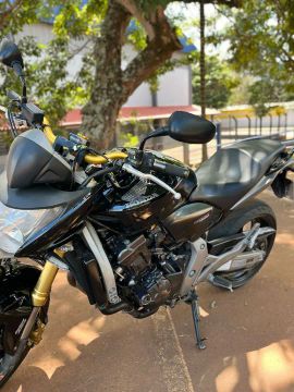Hornet 2008 ( pegar e andar,nada pra fazer) 