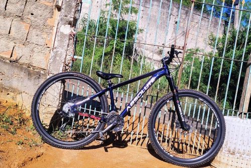 Bike Absolute nero 5