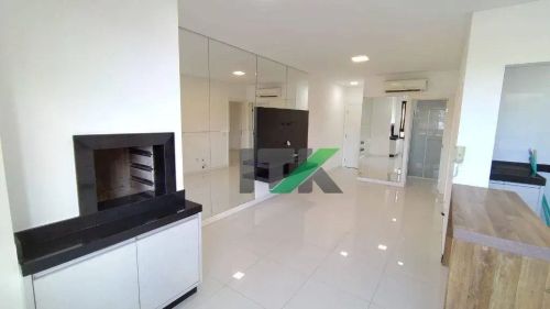 Apartamento com 1 dormitório para alugar, 56 m² por R$ 4.030,00/mês - Nações - Balneário C