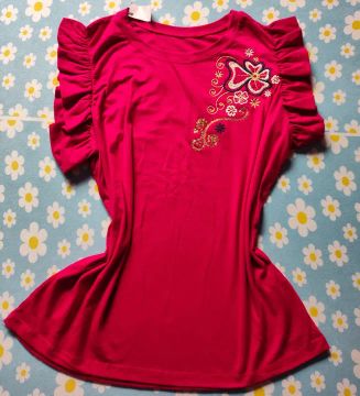 Blusa feminina GG com manga frufru 