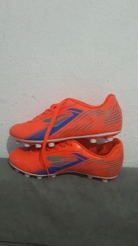 Chuteiras de Futebol Penalty - Tamanho 42 23