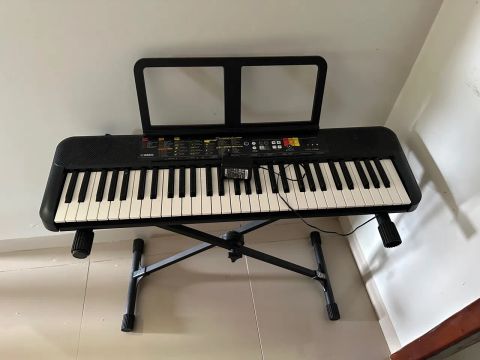Teclado yamaha 