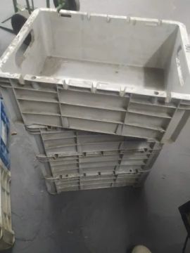 Caixa Plastica Industrial Pisani Fechada Cinza com alça
