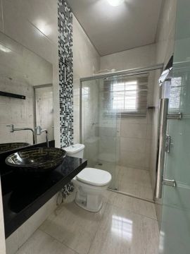 casa em ANICUNS -GO