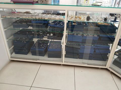 Móveis para loja