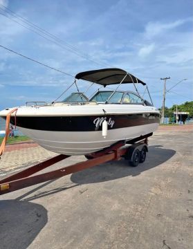 Lancha Phoenix 235