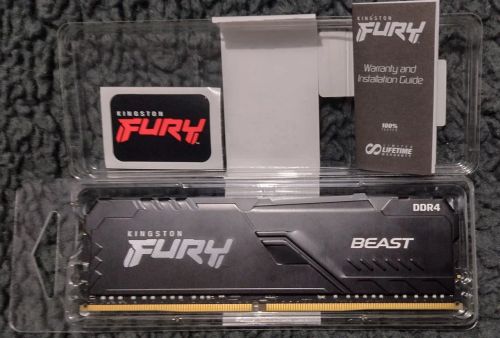 Memória RAM Kingston Fury Beast 16GB DDR4