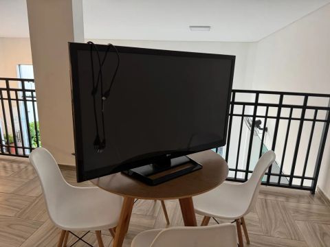 TV LG tela plana 49 polegadas