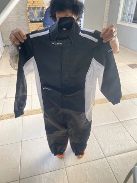 Macacão de corrida infantil novo