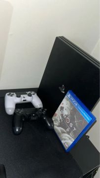 Playstation 4 + 2 controles + Jogo