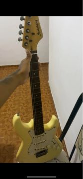 Guitarra strinberg 