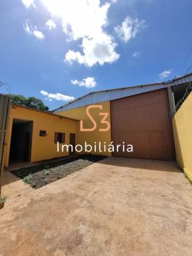 BARRACAO COMERCIAL em UBERLÂNDIA - MG, MARTA HELENA