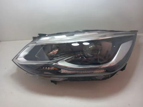 Farol esquerdo Chevrolet Onix plus Premier 2020 a 2022