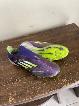 Chuteira adidas F50 elite / campo 