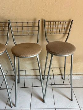 Conjunto de 4 banquetas para Balcão