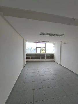 Sala comercial no Farol