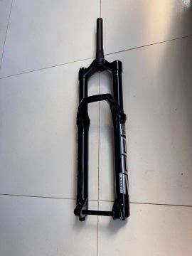 Suspensao Rock Shox zeb charger 3 29 170 enduro