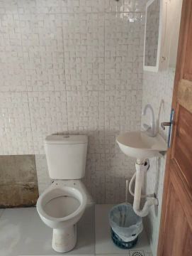 Vende se está casa, 90.000
