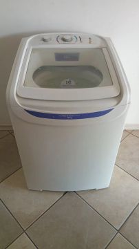 Vendo Maquina de lavar Electrolux 15 kg conservada 