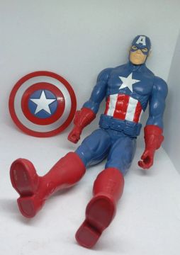 Boneco Capitão América Articulado - com Escudo Removível