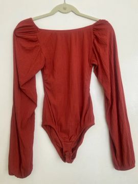 Body novo farm terracota com decote nas costas 