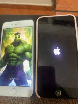 Dois iPhone 8plus e 7 plus por 600