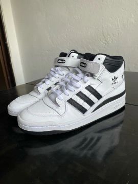 Tenis Adidas 43 Novo Original Cano Alto