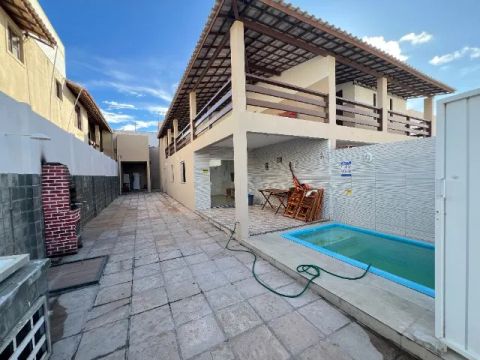 Alugo casa de praia na orla de Jauá para temporadas