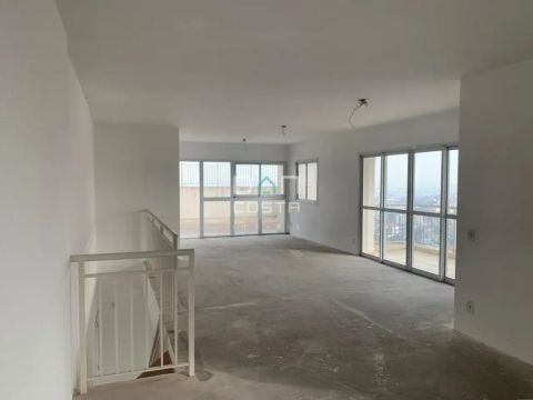 Cobertura duplex em Eco's Natureza Clube - Taboão da Serra