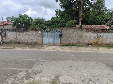 Sítio pra venda com 2 casas dentro da area
