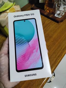 SAMSUNG M54 5G 128GB TELA 120GHZ BATERIA 6000 CÂMERA 108MP 12 DE RAM 