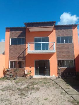 Casa Dúplex construção 126m² terreno de 240m²