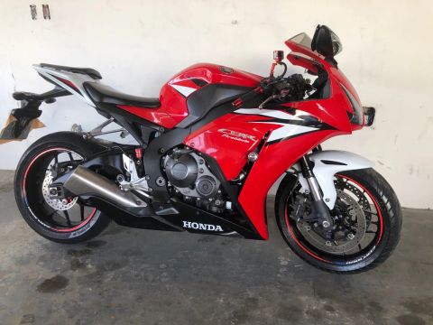 Honda CBR 1000 rr Fireblade 