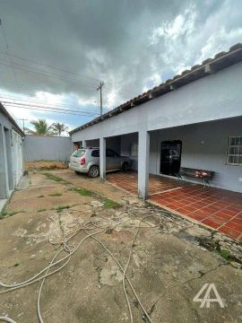 (Vende-se) Casa com 3 dormitórios, 140 m² por R$ 380.000 - Aponiã - Porto Velho/RO