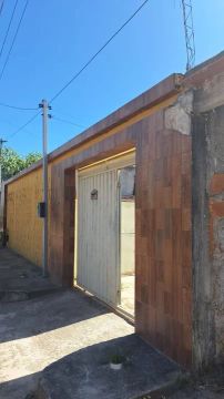 Casa em bairro Prado/BA