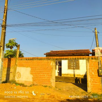Casa no loteamento Açaí 