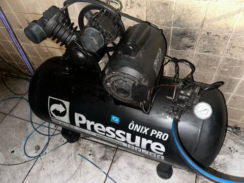 Compressor de Ar Ónix Pro Pressure 10/100
