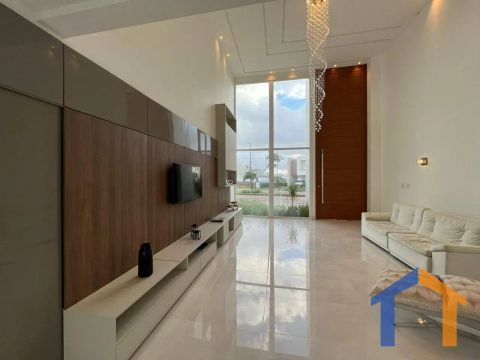 Alugue esta Casa de Alto Padrão no Condomínio Residencial Damha