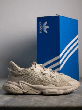 tênis adidas ozweego