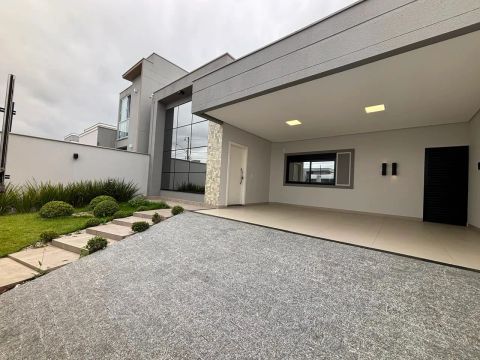 Casa de alto padrão mobiliada | Parcelamento direto