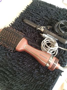  Escova secadora e Modeladora