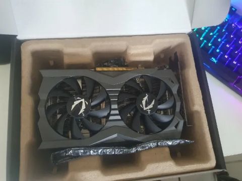 Placa de Vídeo Zotac Gaming - GeForce RTX 2060 usada apenas 7 meses